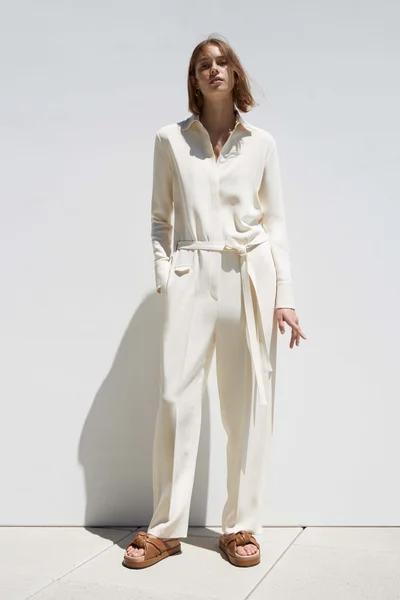 Look 10
